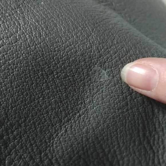 Michael Kors Extra Large Duffle Bag Tote Carry On Bag Gently Used - Picture 8 of 16